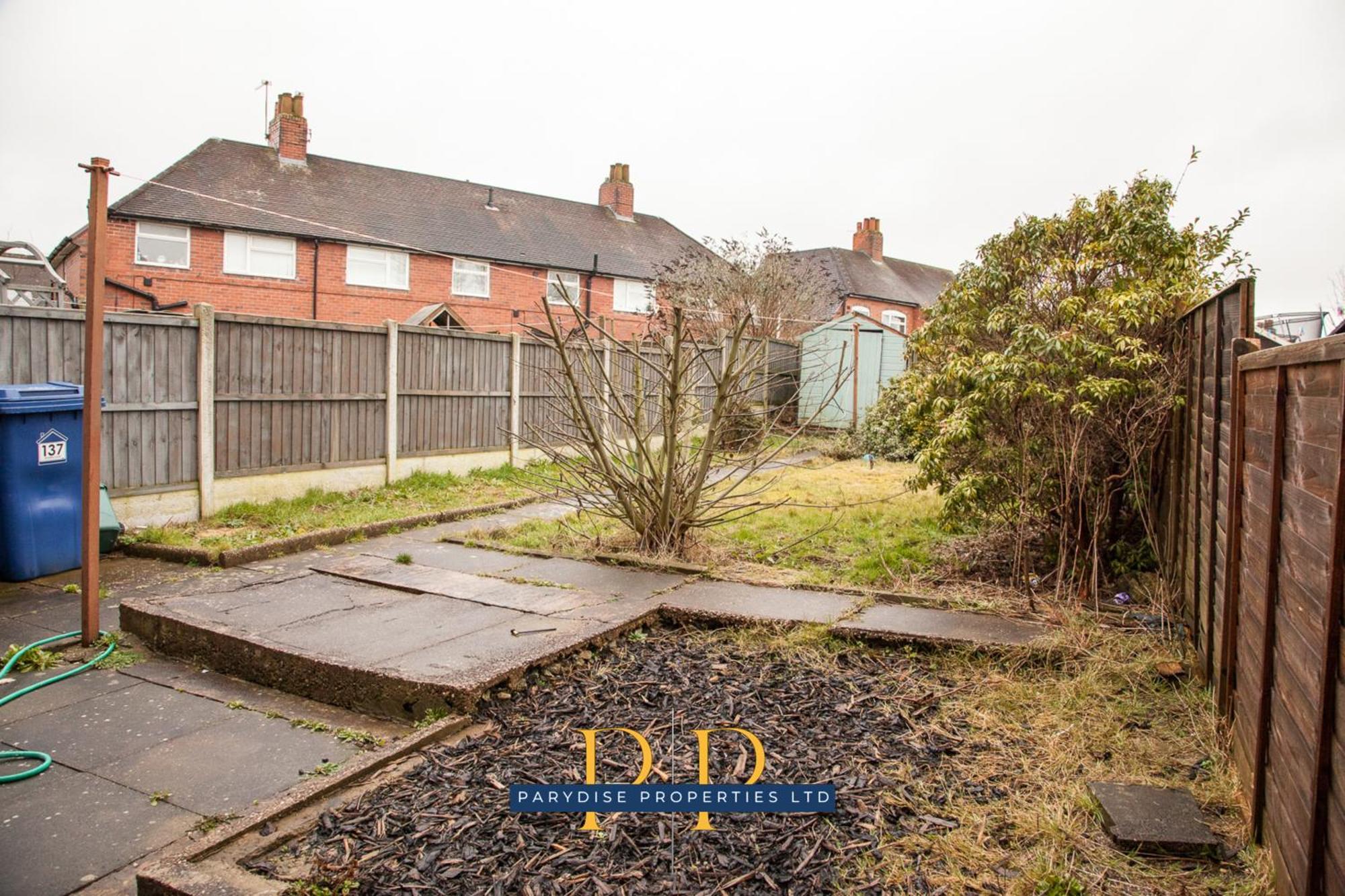 The Knutton House - Spacious Comfort By Parydise Properties - Leisure & Business Stays - Sleeps 7 Newcastle-under-Lyme Exterior foto